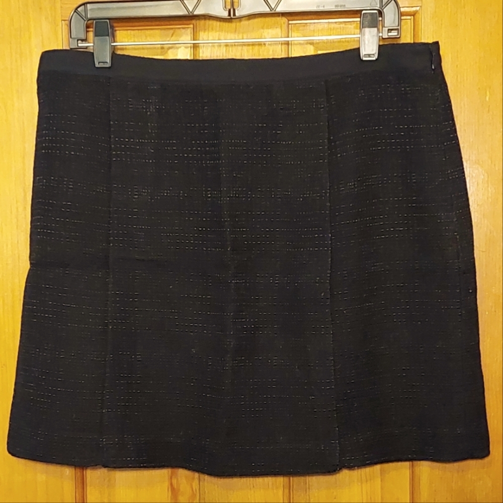 Vince. Blk mini skirt wool blend Sz 10